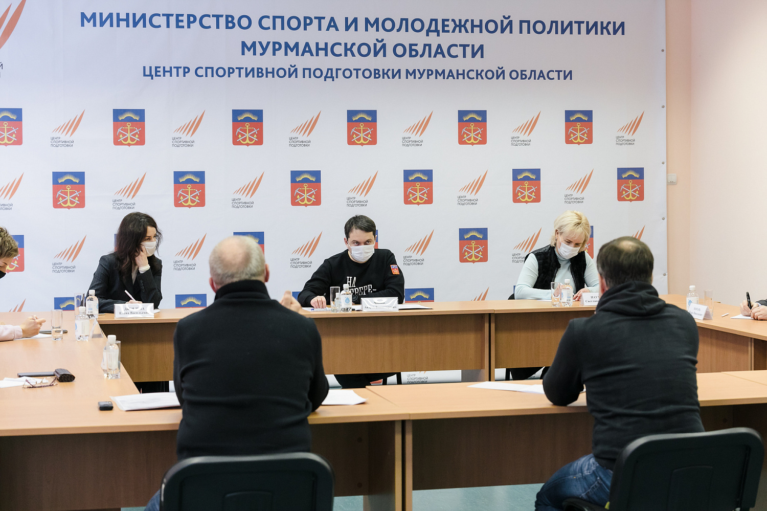 В Мурманске торжественно открыли крытый хоккейный корт 65х36 м